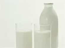 纯母乳喂养超4个月 可降低牛奶过敏发病率