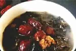 黑木耳红枣汤